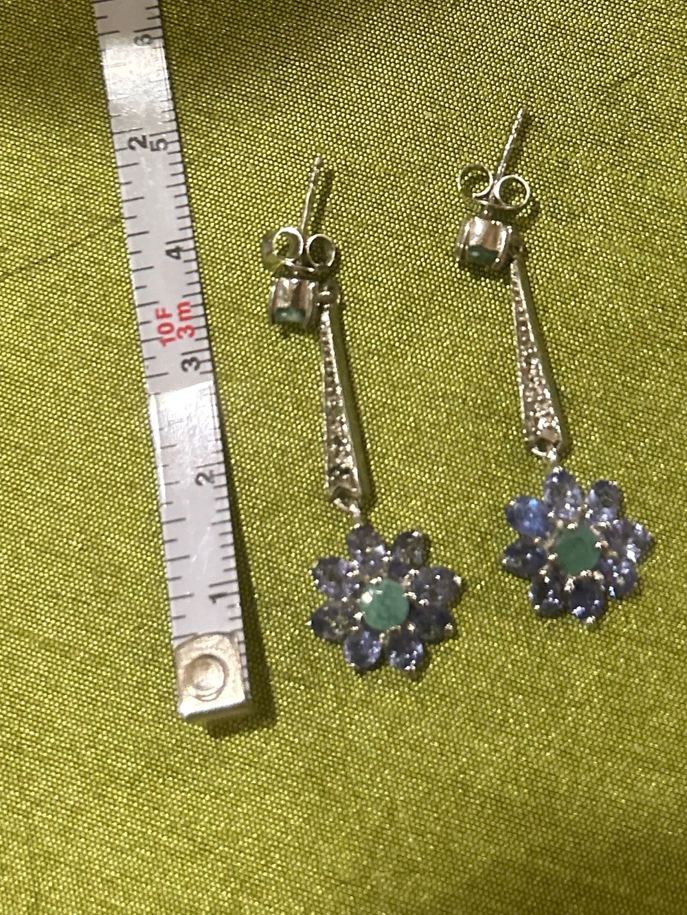 Genuine Emerald & Tanzanite Earring’s 
SEE VIDEO - Picture 5 of 5